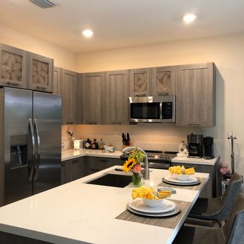Royal Palm Cleaners - Kitchen Cleaning - Home Cleaning Near Me Royal Palm Cleaners - Kitchen Cleaning - Home Cleaning Near Me