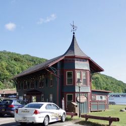 Village Square - Depot Park