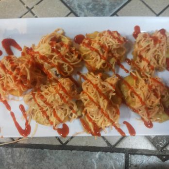 Rest. El Guayabo - Tostones de pana con spicy crab - Latin American Near Me - Guaynabo, Puerto Rico