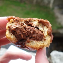 A la Source du Par - Chocolate Religeuse (interior)