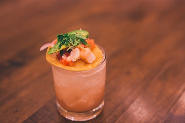 URBANA Mexican Gastronomy & Mixology by null