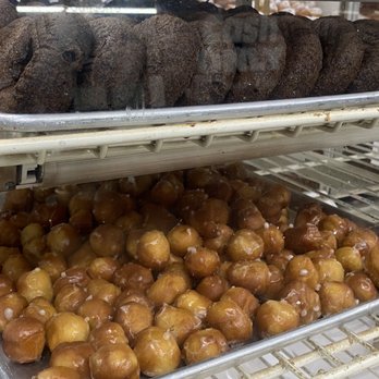 Carlson's Donuts - Donuts Near Me - Severn, Maryland Carlson's Donuts - Donuts Near Me - Severn, Maryland