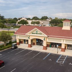 Edwin Watts Golf - FRONT OF THE STORE