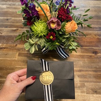 Suwanee Towne Florist - Florists Near Me - Suwanee, Georgia
