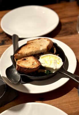 Mezzaluna Pasteria & Mozzarella Bar by null