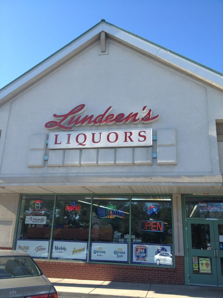 Lundeen's Discount Liquors Logo