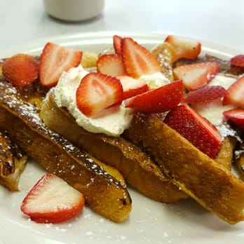 Pete's Clown House - French toast with fruit: - Breakfast & Brunch Near Me - Philadelphia, Pennsylvania