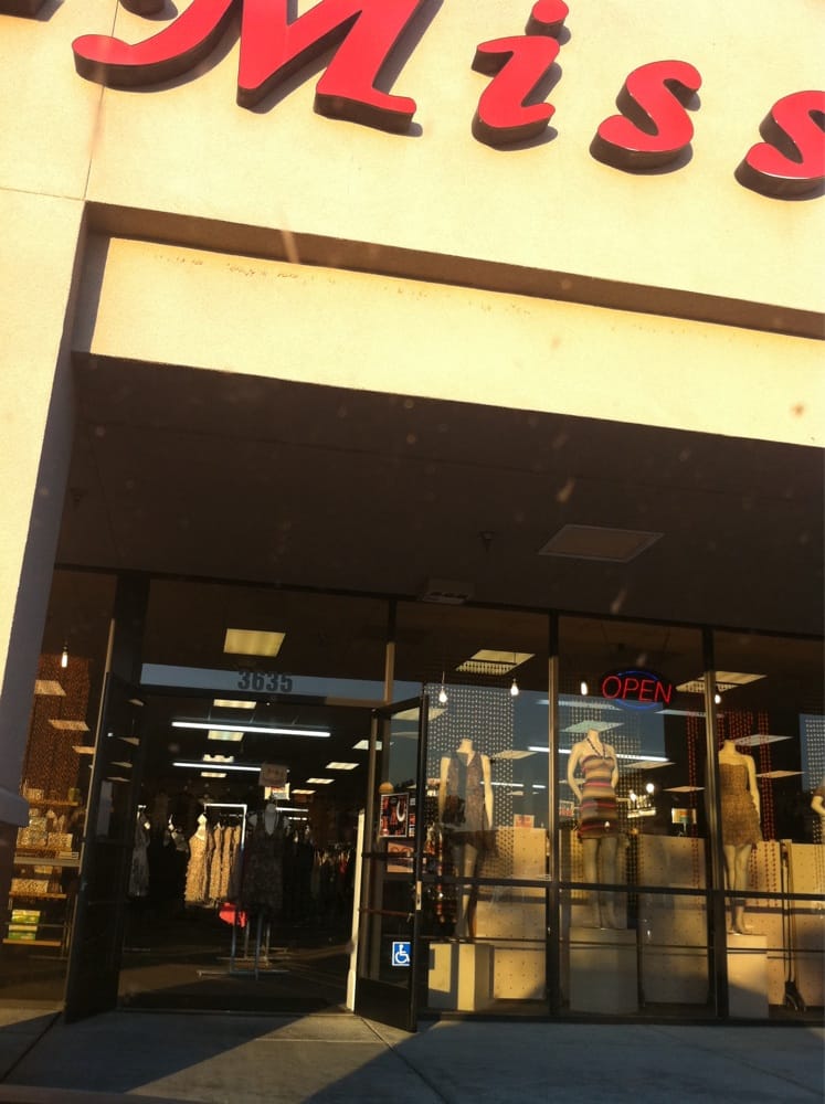 FASHION MISS ME 3635 W Shaw Ave, Fresno, California Men's Clothing