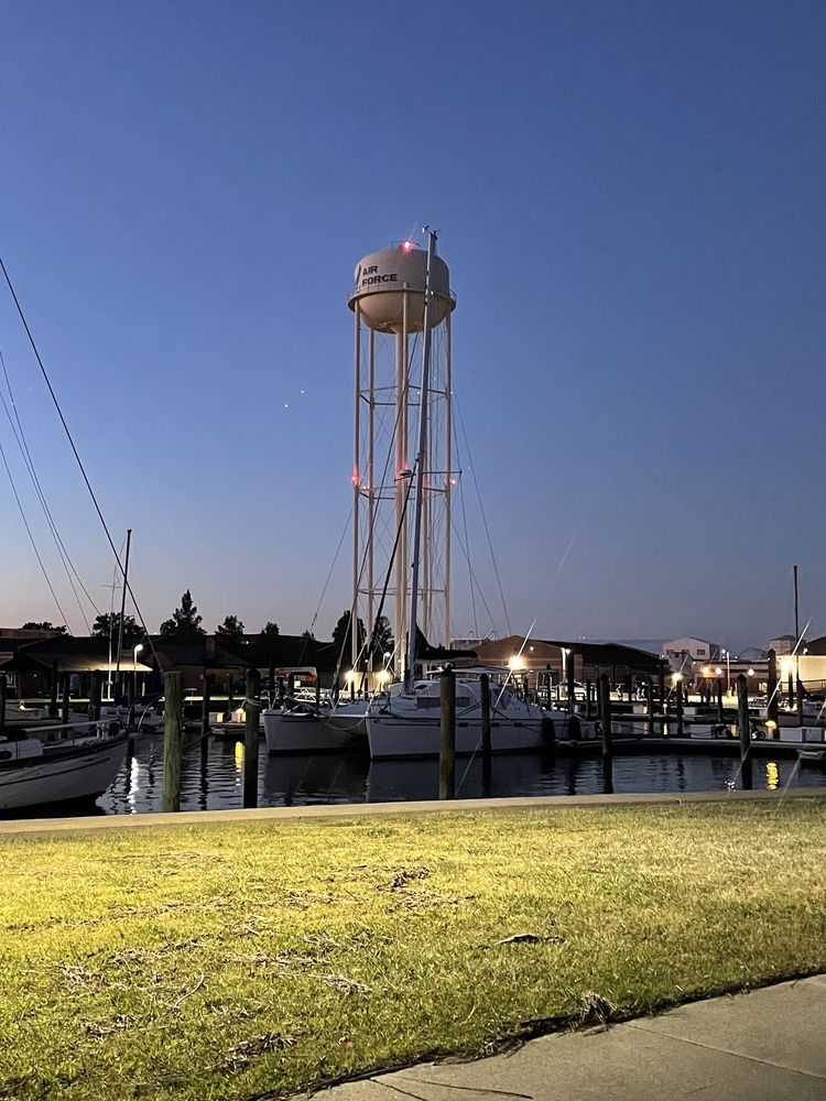 LANGLEY AFB MARINA Updated September 2024 11 Photos 120122 Horseshoe Lndg, Hampton