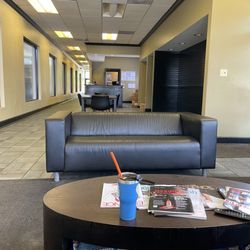 Jiffy Lube - Lobby