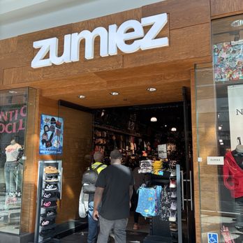 Zumiez - Men's Clothing Near Me - Sacramento, California Zumiez - Men's Clothing Near Me - Sacramento, California