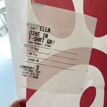 Chick-fil-A - they got the order wrong and I kept telling her she had to take off for the reward! - Fast Food Near Me - Boca Raton, Florida