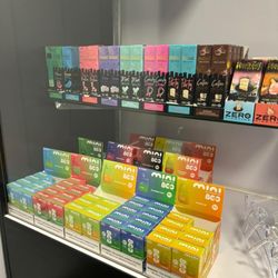 Cloudz Vape - Miles City - Disposables