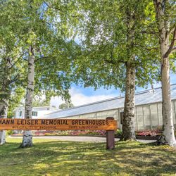 Mann Leiser Memorial Greenhouse & The Horticulture Complex - Sign