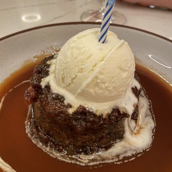 Ramsay's Kitchen - Sticky Toffee Pudding - American Near Me - Boston, Massachusetts Ramsay's Kitchen - Sticky Toffee Pudding - American Near Me - Boston, Massachusetts