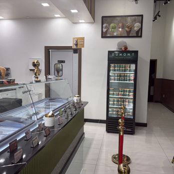 Dumont Creamery & Cafe - Ice cream bar - Ice Cream & Frozen Yogurt Near Me - Columbus, Ohio