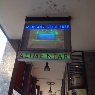 Mercato delle Erbe by null