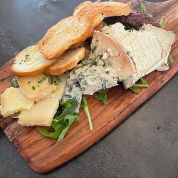 Finca - Plato de Queso - Spanish Near Me - Salt Lake City, Utah Finca - Plato de Queso - Spanish Near Me - Salt Lake City, Utah