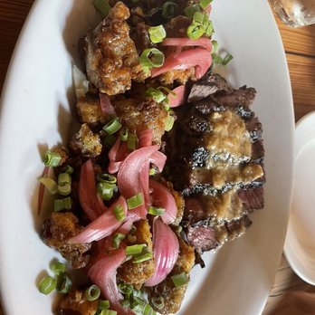 Edmund's Original - Filet minion and crispy potatoes - Brewpubs Near Me - Charleston, South Carolina