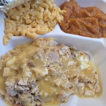 Liz's Kitchen - Chicken and dressing, sweet potatoes, mac and cheese - American Near Me - Goodlettsville, Tennessee Liz's Kitchen - Chicken and dressing, sweet potatoes, mac and cheese - American Near Me - Goodlettsville, Tennessee