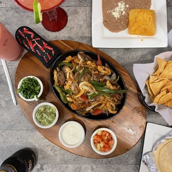 El Molcajete Mexican Restaurant - Fajitas - Mexican Near Me - Orlando, Florida El Molcajete Mexican Restaurant - Fajitas - Mexican Near Me - Orlando, Florida