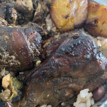 Sylvia's - Look at the color on that jerk chicken - Caribbean Near Me - Poughkeepsie, New York