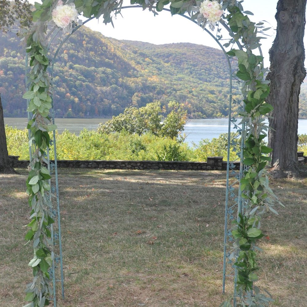 Putnam Valley Florist - Florists Near Me - Putnam Valley, New York