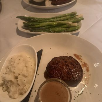 Sullivan's Steakhouse - Steakhouses Near Me - Naperville, Illinois