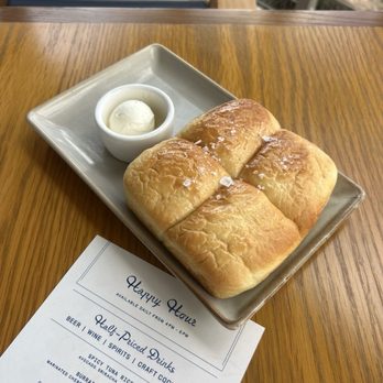 The Beacon - bread - Cocktail Bars Near Me - Jupiter, Florida