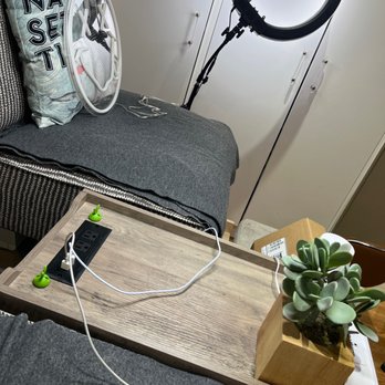 Sweety salon - Spot for pedicures - so comfortable and they have phone chargers - Nail Salons Near Me - New York, New York Sweety salon - Spot for pedicures - so comfortable and they have phone chargers - Nail Salons Near Me - New York, New York