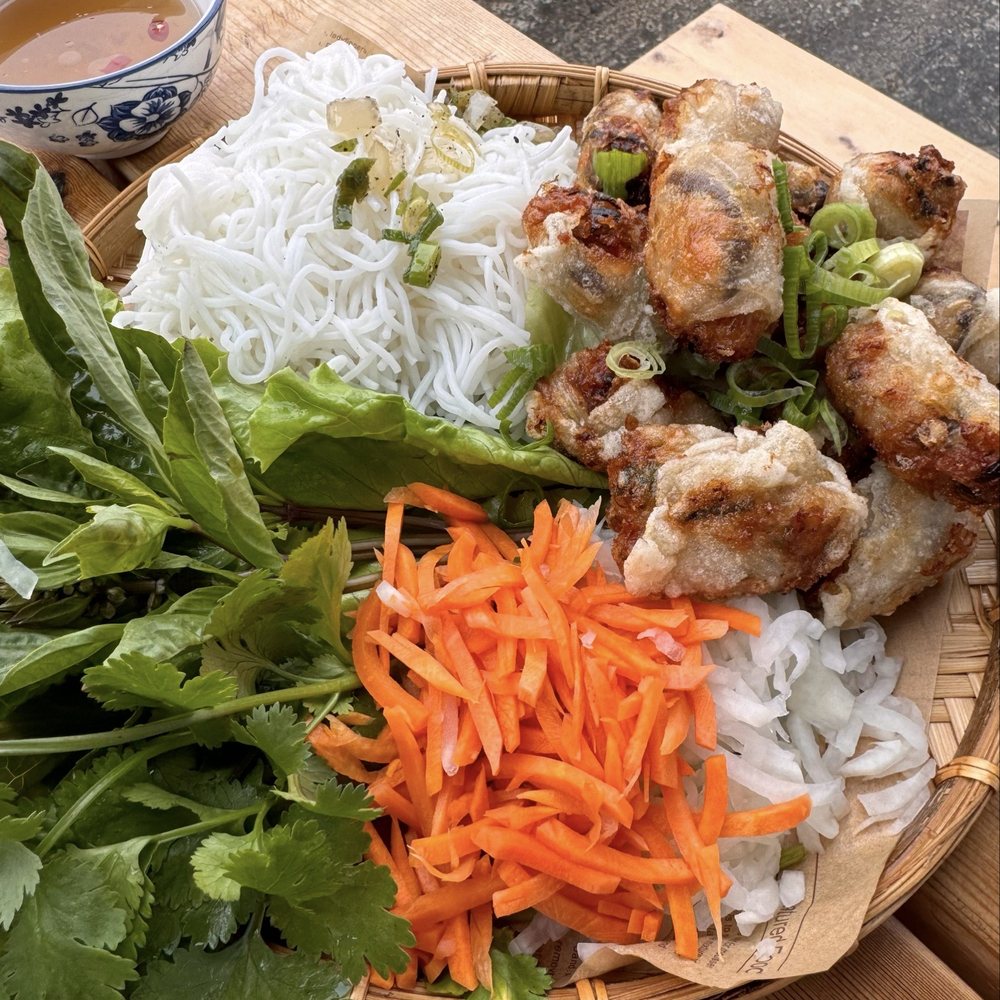 Electric Piggy BBQ - Spring rolls plate. - Barbeque Near Me - Markham, Ontario