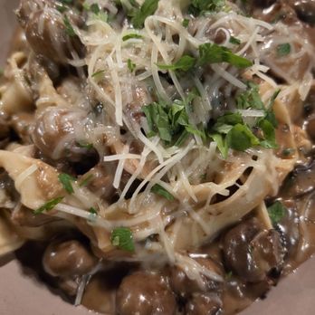Brick House Restaurant - Stroganoff - Italian Near Me - Elk Grove, California