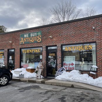 Turnpike Antiques & Vintage - Antiques Near Me - Berlin, Connecticut Turnpike Antiques & Vintage - Antiques Near Me - Berlin, Connecticut