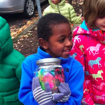 The Carl Preschool - Carrying change, the kids have collected, to the toy store to buy a toy for someone less fortunate. - Preschools Near Me - Portland, Oregon The Carl Preschool - Carrying change, the kids have collected, to the toy store to buy a toy for someone less fortunate. - Preschools Near Me - Portland, Oregon