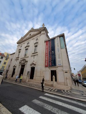 Money Museum by null