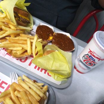 Original Tommy's - The night crew never disappoints. Jacqueline was very helpful and the service was quick.Food was BOMB. - Burgers Near Me - Palmdale, California Original Tommy's - The night crew never disappoints. Jacqueline was very helpful and the service was quick.Food was BOMB. - Burgers Near Me - Palmdale, California
