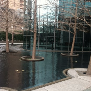 Fountain Place - Landmarks & Historical Buildings Near Me - Dallas, Texas
