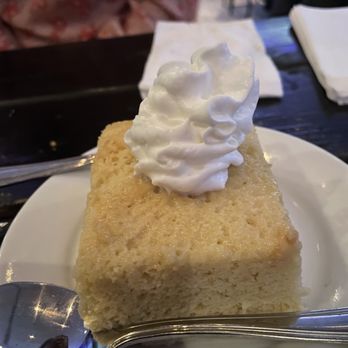 Sueno - Tres Leches cake - Cocktail Bars Near Me - Philadelphia, Pennsylvania