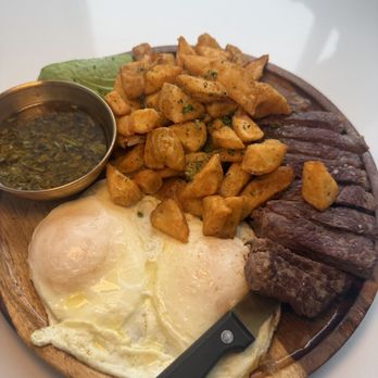 Egg And Berry Cafe - The carnivore - Breakfast & Brunch Near Me - Orland Park, Illinois