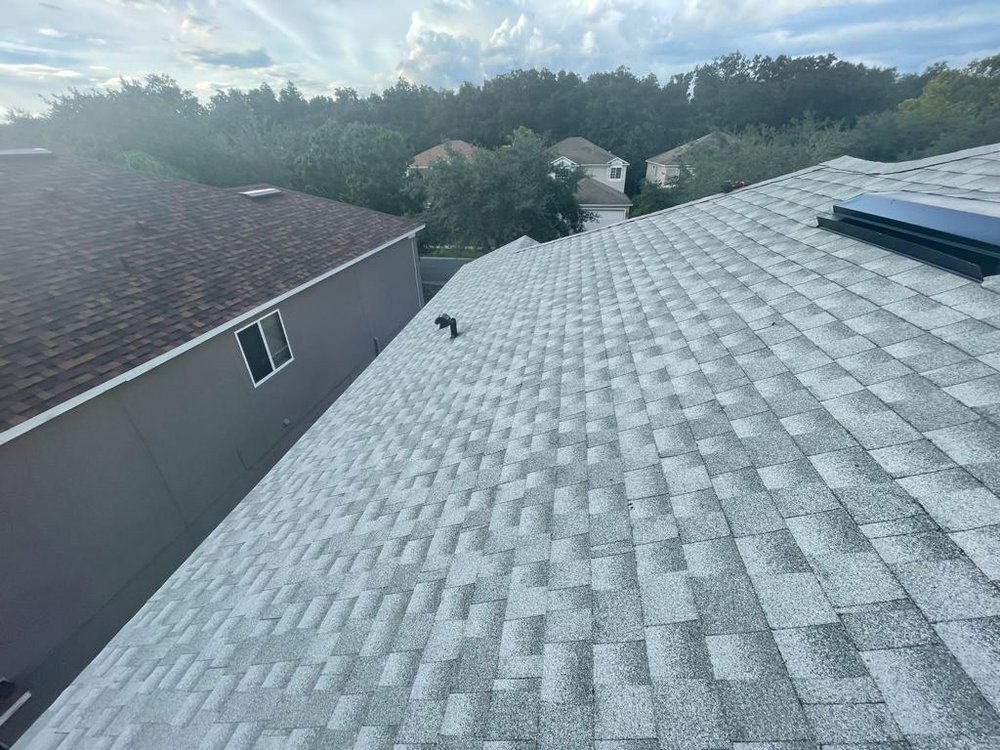 Slide of Supreme Roofing Services