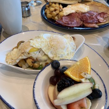 De Dutch - Breakfast & Brunch Near Me - Vancouver, British Columbia De Dutch - Breakfast & Brunch Near Me - Vancouver, British Columbia