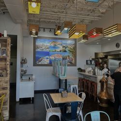 J's Pitaria - More dining area