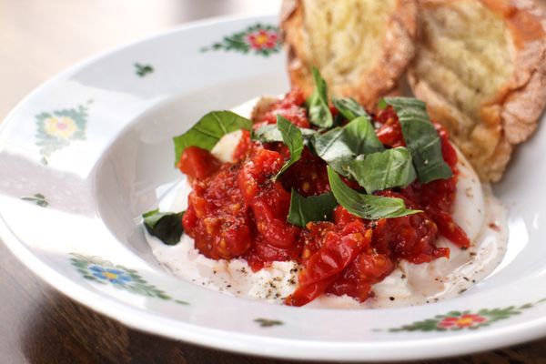 Nicoletta Pizzeria by null