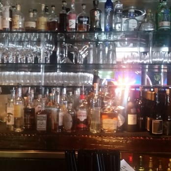 The Trident - The bar area - Seafood Near Me - Sausalito, California