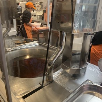 Maestro Churrero - The churro and frying machine - Churros Near Me - Madrid, M