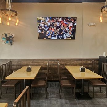 Toto's Grill Oxnard - Filipino Near Me - Oxnard, California