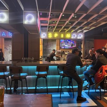 SPIN New York Midtown - Bar area - Cocktail Bars Near Me - New York, New York