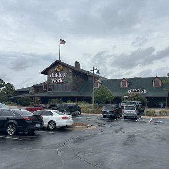 Bass Pro Shops - Outdoor Gear Near Me - Broken Arrow, Oklahoma