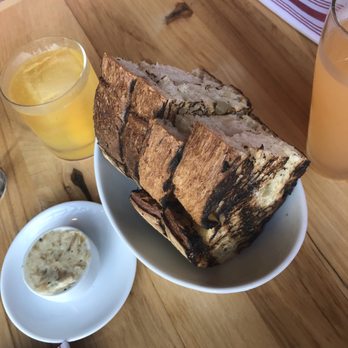 Wolf's Ridge Brewing - Bread and butter (caramelized onions) - Breweries Near Me - Columbus, Ohio Wolf's Ridge Brewing - Bread and butter (caramelized onions) - Breweries Near Me - Columbus, Ohio