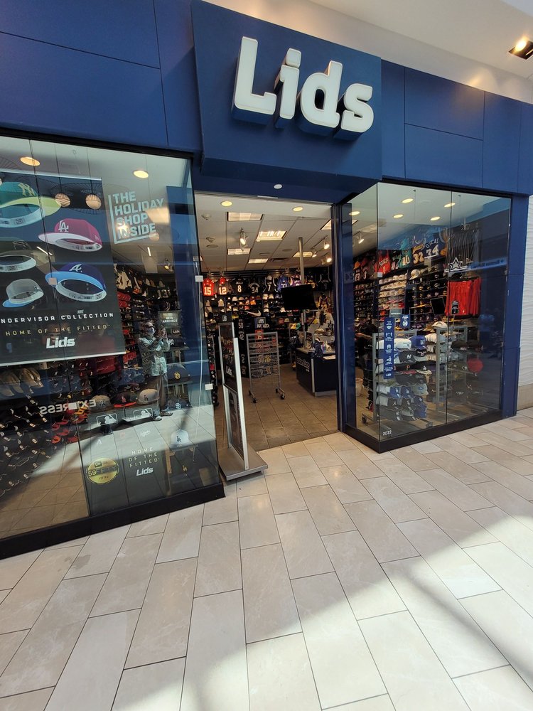 LIDS Updated August 2024 15 Photos & 31 Reviews 6600 Topanga